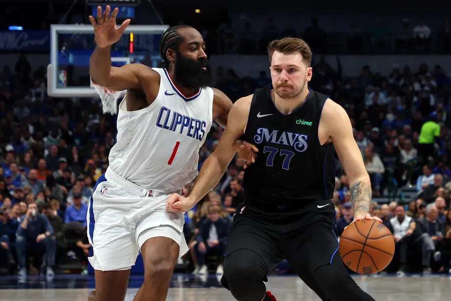 Can the Dallas Mavericks take a commanding 3-1 lead or will the Los Angeles Clippers bounce back from consecutive losses?