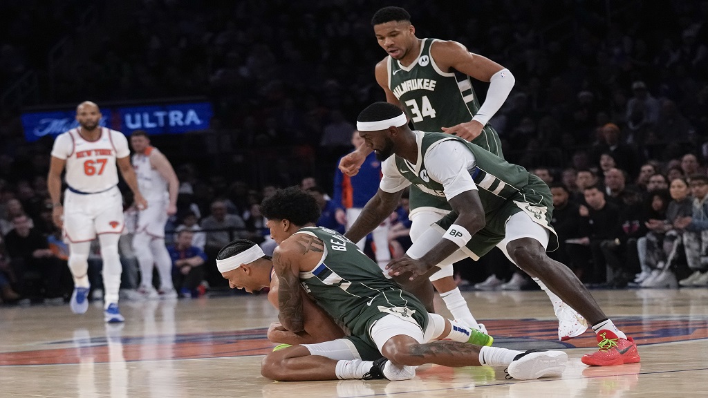 New York Knicks vs. Milwaukee Bucks - Expert Pick